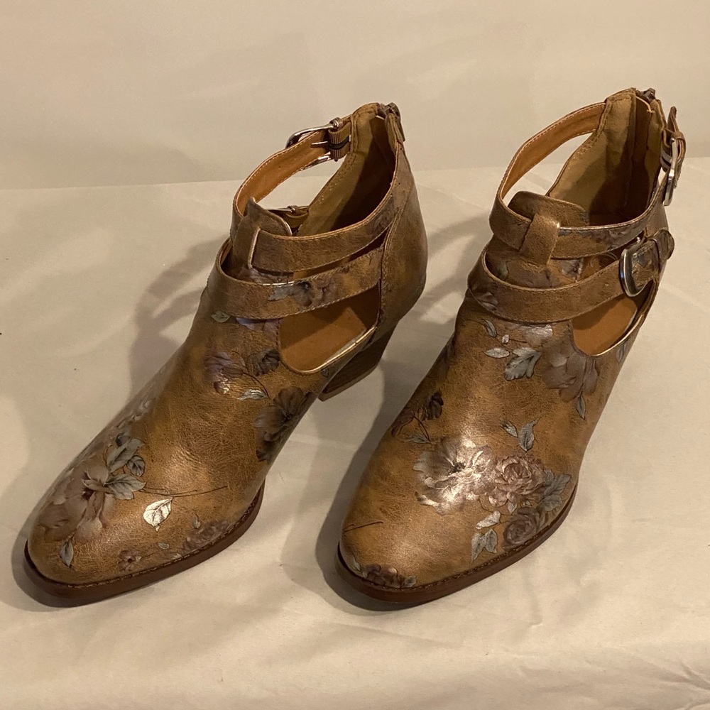 Women Boots